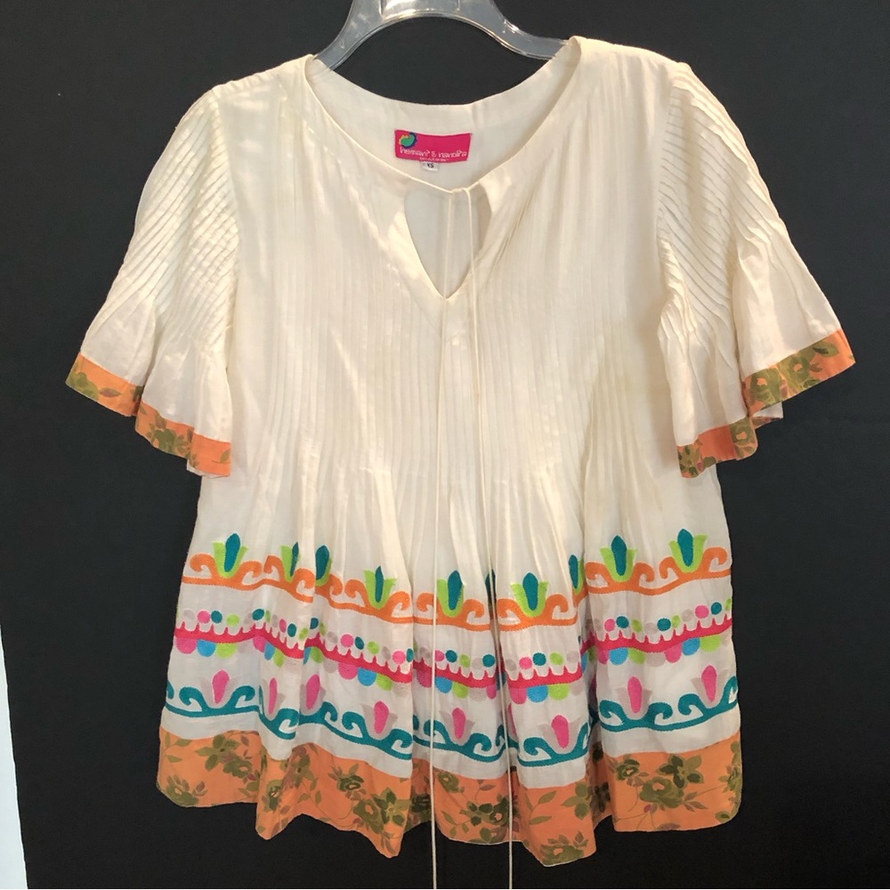 HEMANT & NANDITA Cream Embroidery w Tucking TOP XS